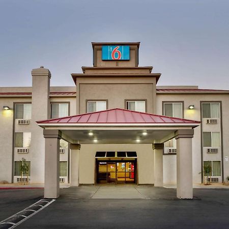 Motel 6-Hesperia, Ca - West Main Street I-15 エクステリア 写真