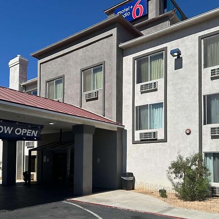 Motel 6-Hesperia, Ca - West Main Street I-15 エクステリア 写真