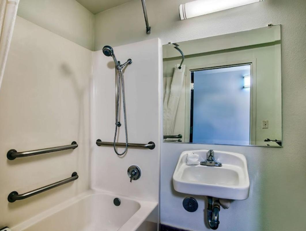 Motel 6-Hesperia, Ca - West Main Street I-15 エクステリア 写真