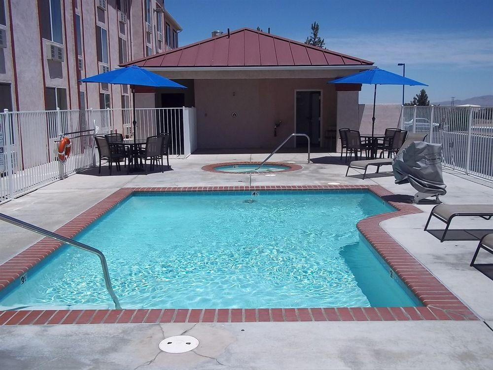 Motel 6-Hesperia, Ca - West Main Street I-15 エクステリア 写真